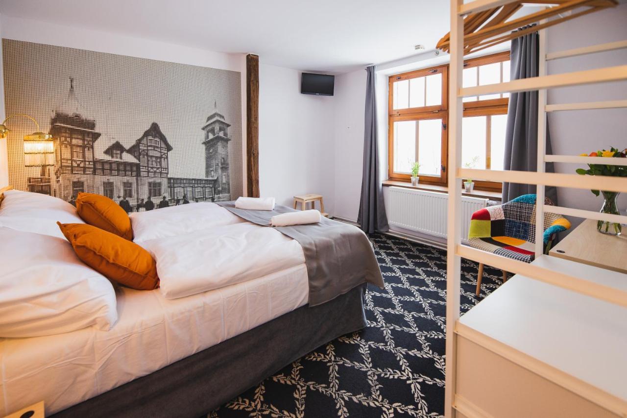 Hotel Petrin ヤブロネツ・ナド・ニソウ エクステリア 写真