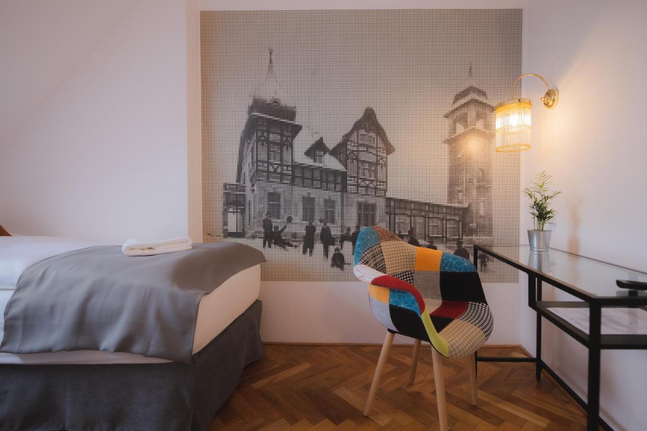 Hotel Petrin ヤブロネツ・ナド・ニソウ エクステリア 写真
