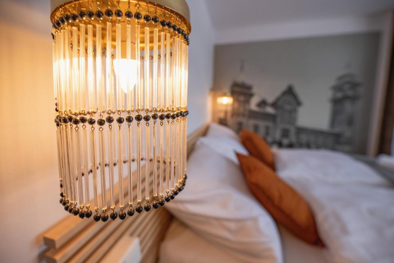 Hotel Petrin ヤブロネツ・ナド・ニソウ エクステリア 写真