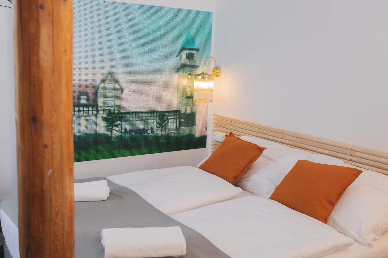 Hotel Petrin ヤブロネツ・ナド・ニソウ エクステリア 写真